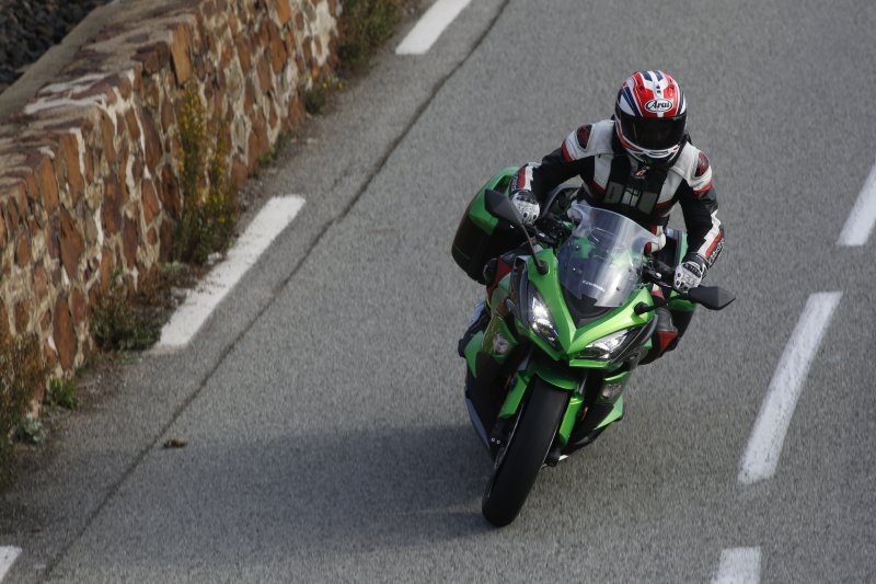 Kawasaki Z1000SX video review